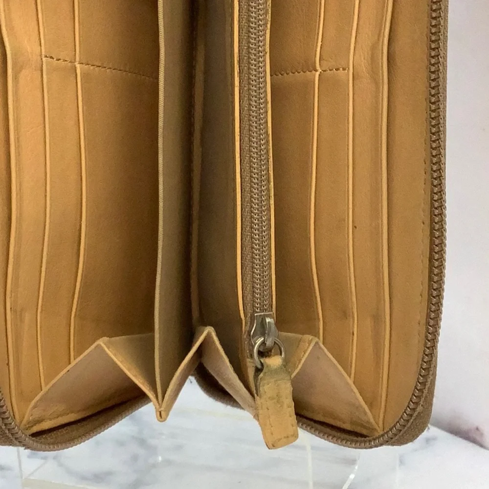 GUC Dior Brown Monogram Zip Wallet